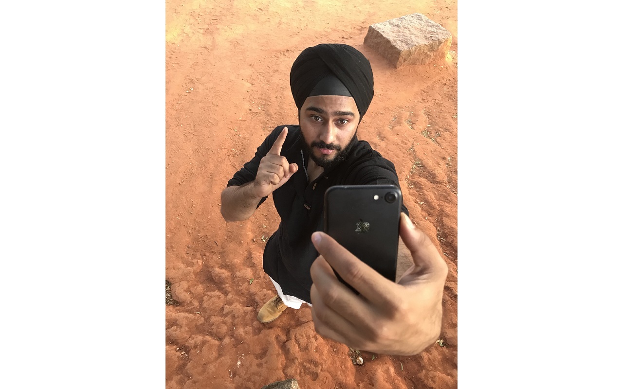 Interview with Karan Singh aka  “Loner with a Phone”